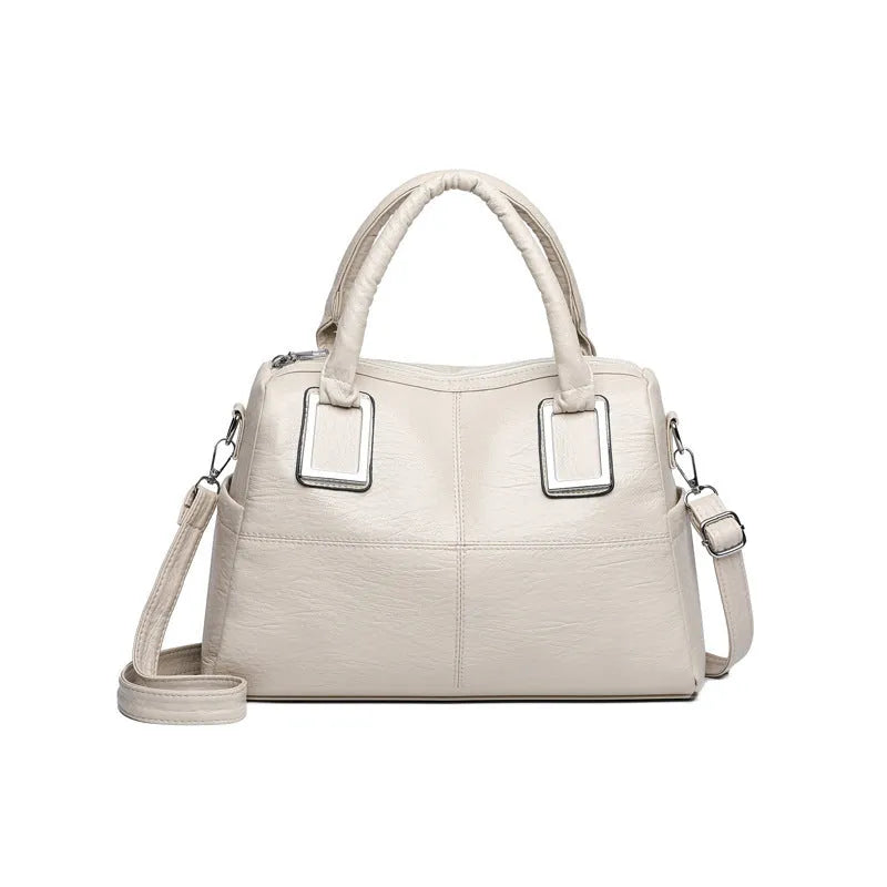 Women's large capacity crossbody shoulder bag in horizontal square shape with internal organisation