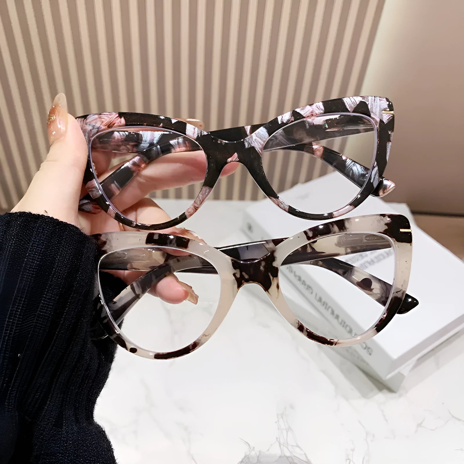 Women's large frame cat's eye presbyopic glasses with dragon and phoenix decorations in black floral frame