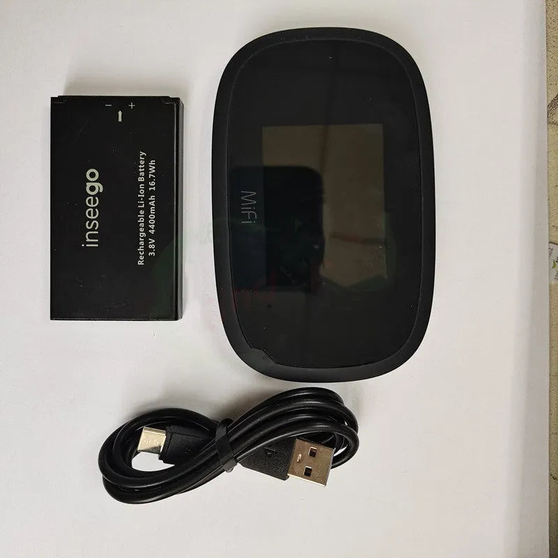 Black portable 4G wireless router with dual-core processor for mobile internet connectivity