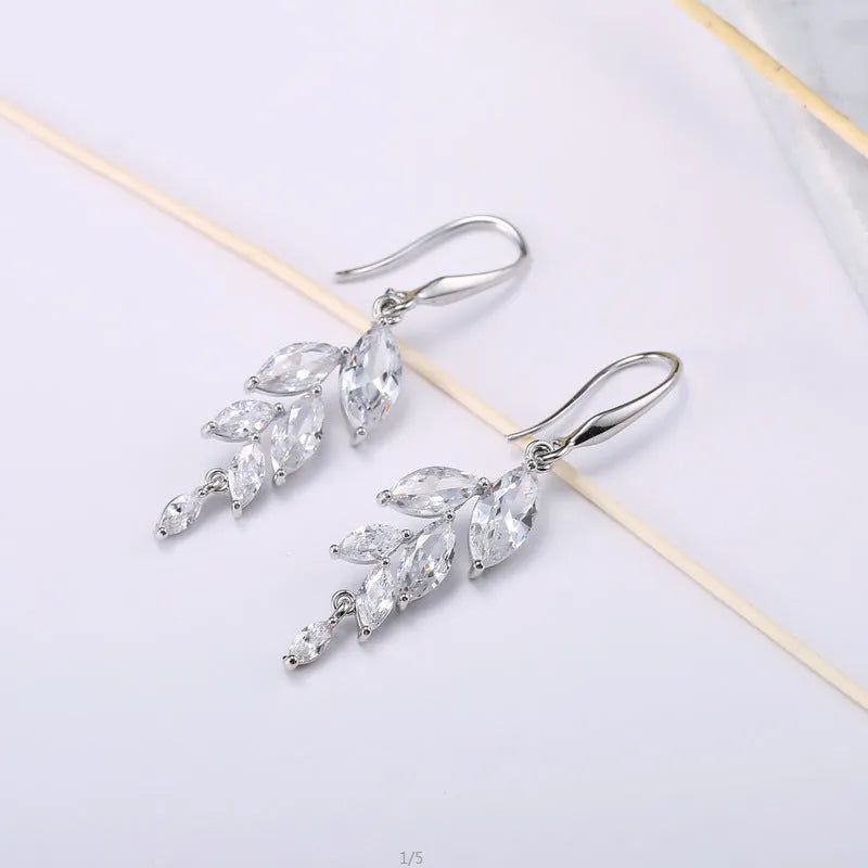 Fashion leaf earrings with zircon accents in rose gold white colour option on copper alloy base