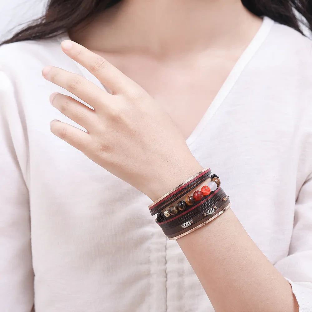 Original baroque freshwater pearl woven girls' bracelet in leather with geometric ingot centrepiece
