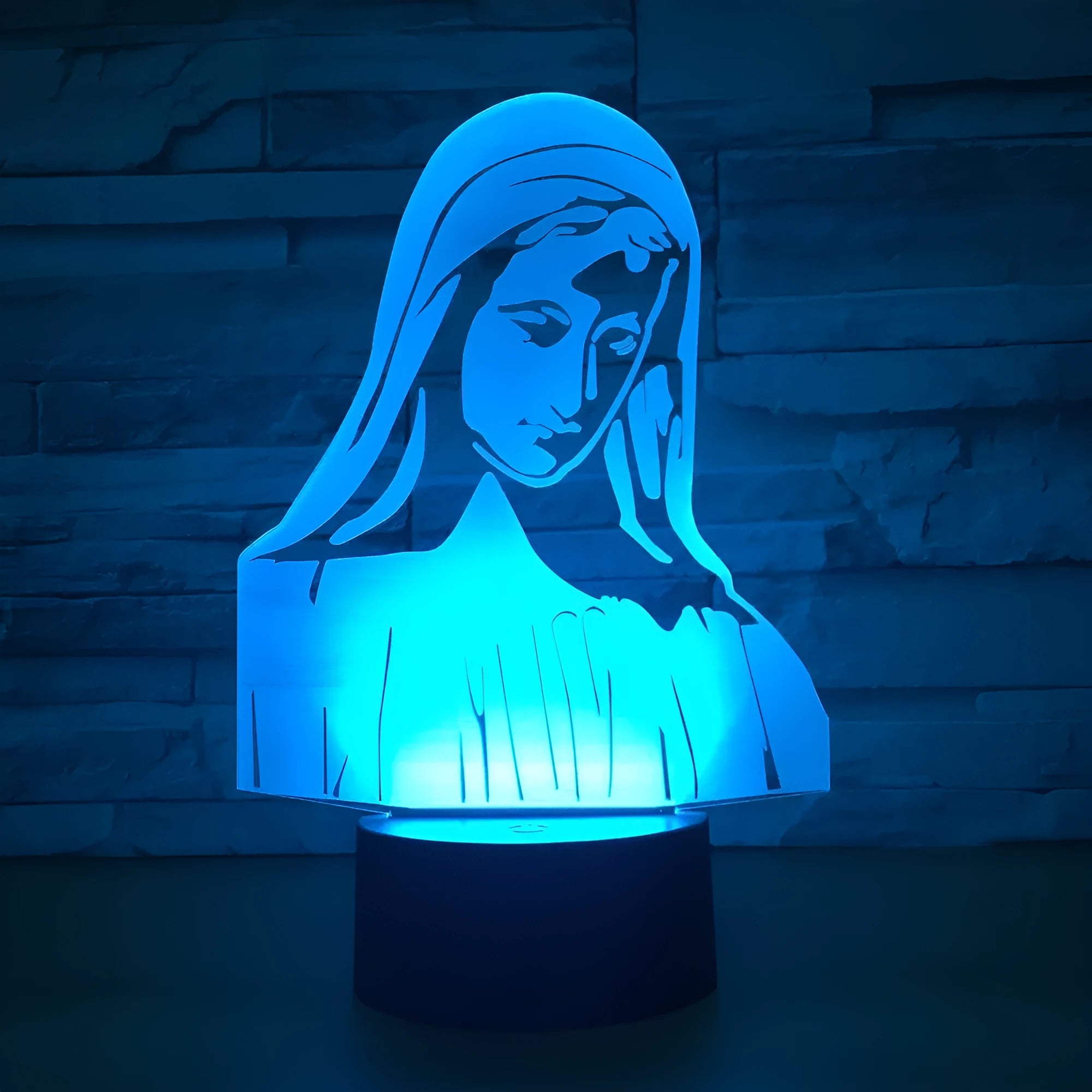 3D LED night light showing laser-engraved acrylic plate creating stereoscopic dual ring illumination pattern
