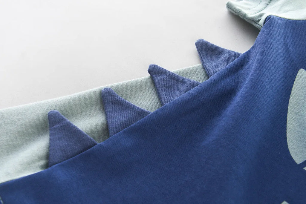Summer boy's pure cotton short-sleeved T-shirt in blue on white background