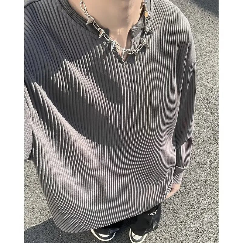 Plus size women's loose pullover top with long sleeves in striped or solid colours