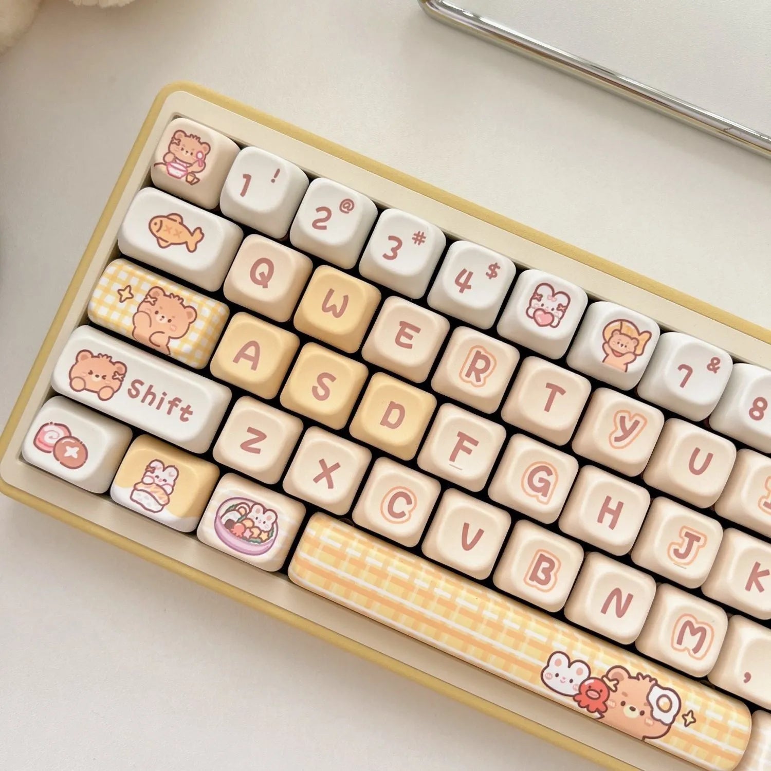 Rabbit Bear Restaurant themed PBT plastic keycap set with 140 pieces in EOA height profile for mechanical keyboards.