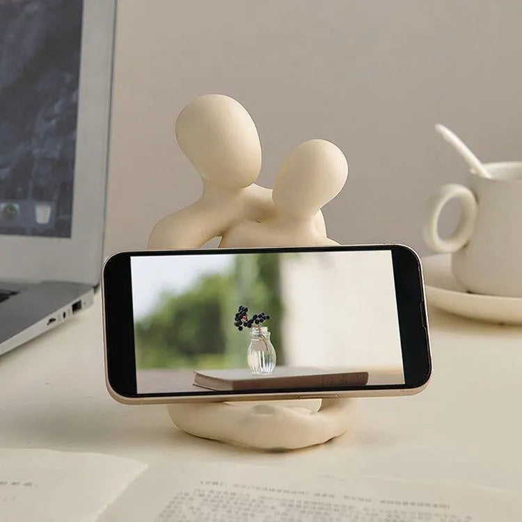 Modern resin couple statue figurine in milk white or gold finish for shelf or desk decor.