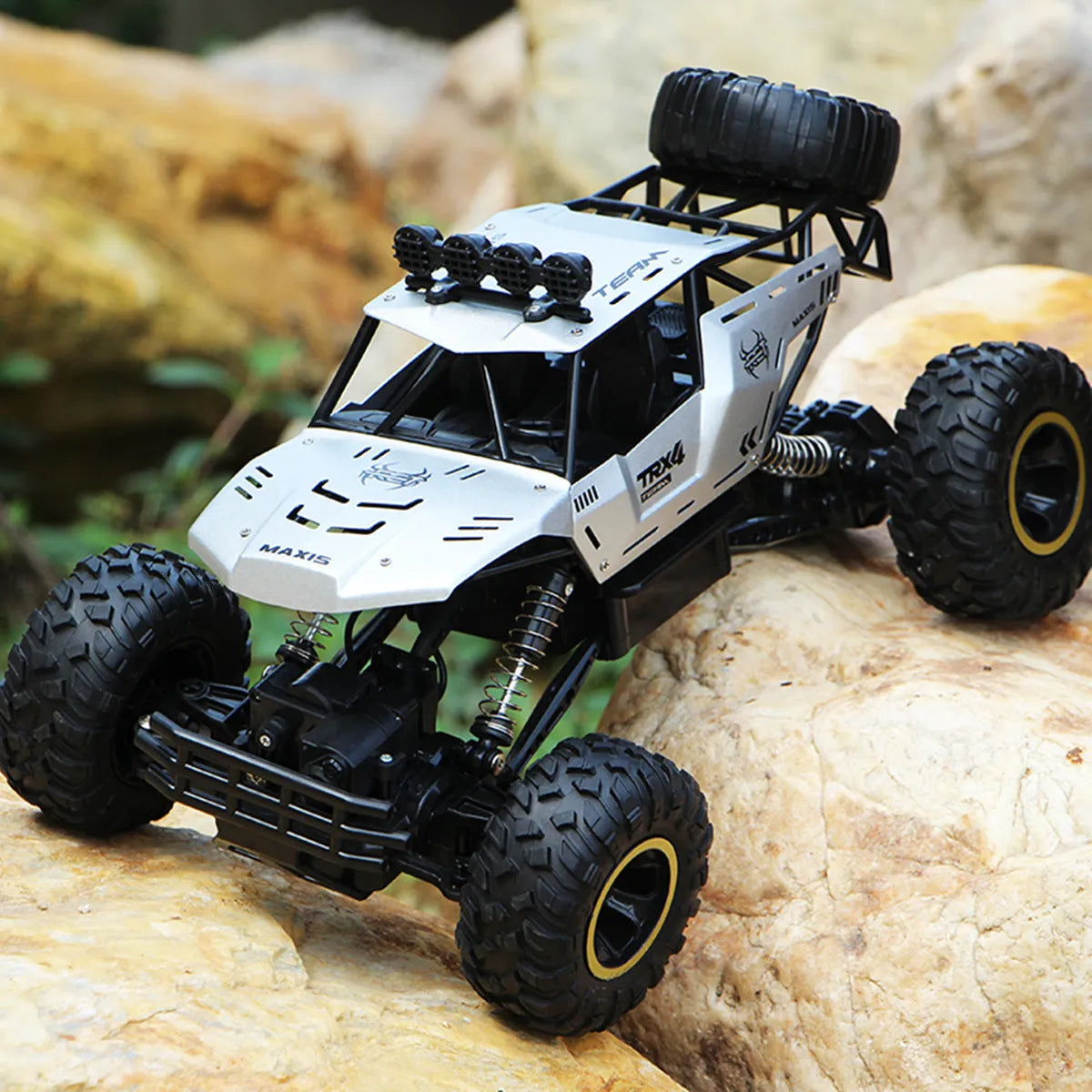 Black and silver 4WD remote control off-road climbing car with 2.4G wireless controller