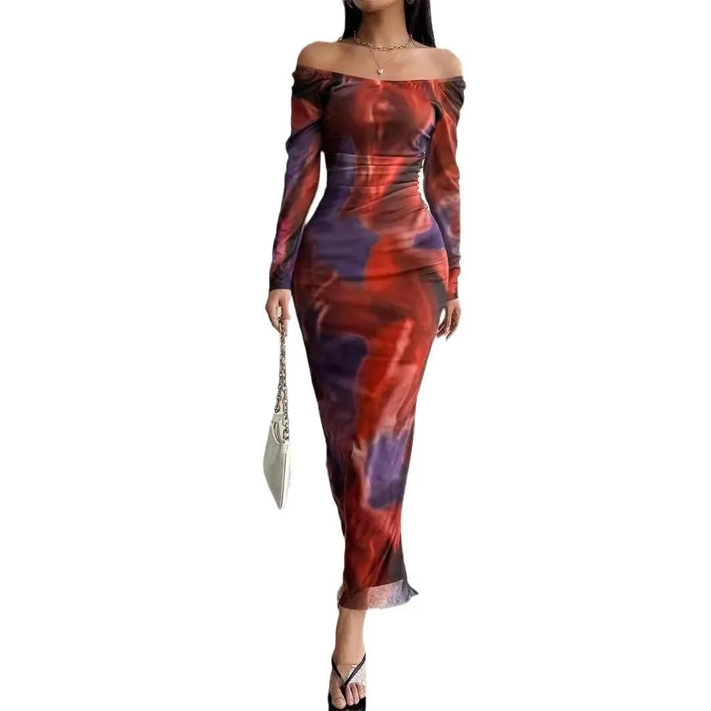 Printed pleated fishtail dress in mesh fabric with square collar and split design