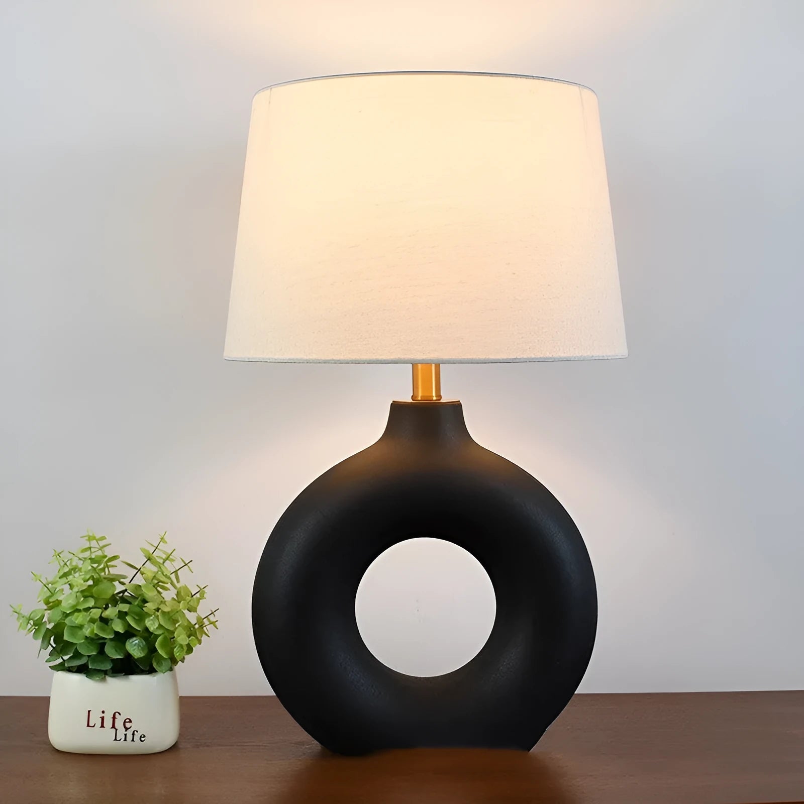 Japanese-style Feng pottery pot table lamp in white or black colour, 52cm height