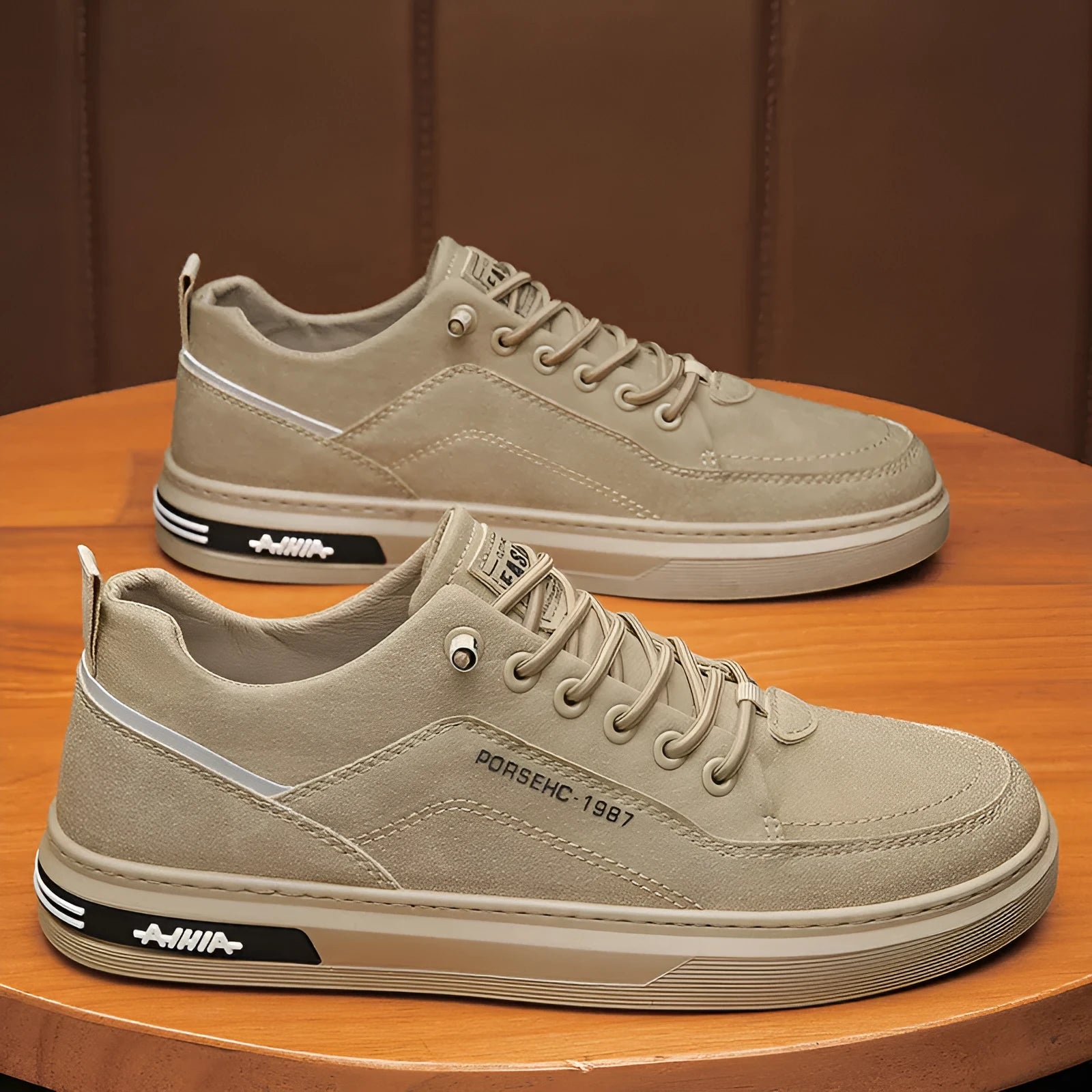 Men's low-top casual shoes in khaki with a round toe, flat rubber sole, and artificial PU upper.