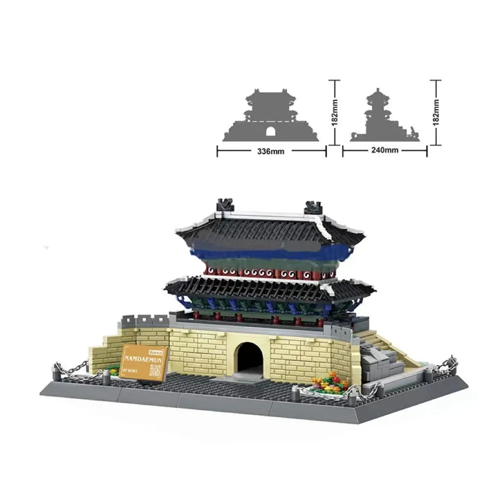 Wange building block set showing over 800 small ABS plastic pieces for constructing global landmark models.