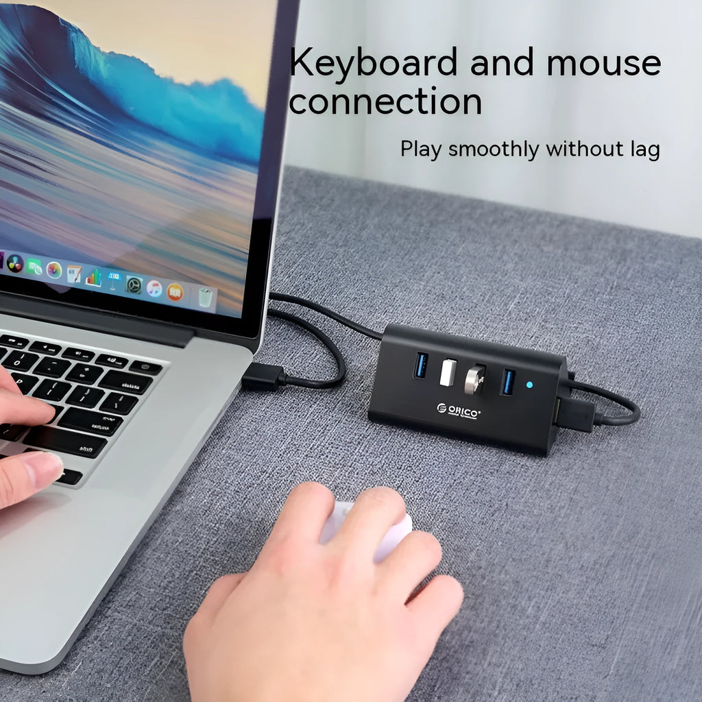 USB 3.0 4-port external hub with bracket, no external power supply, for trade fairs