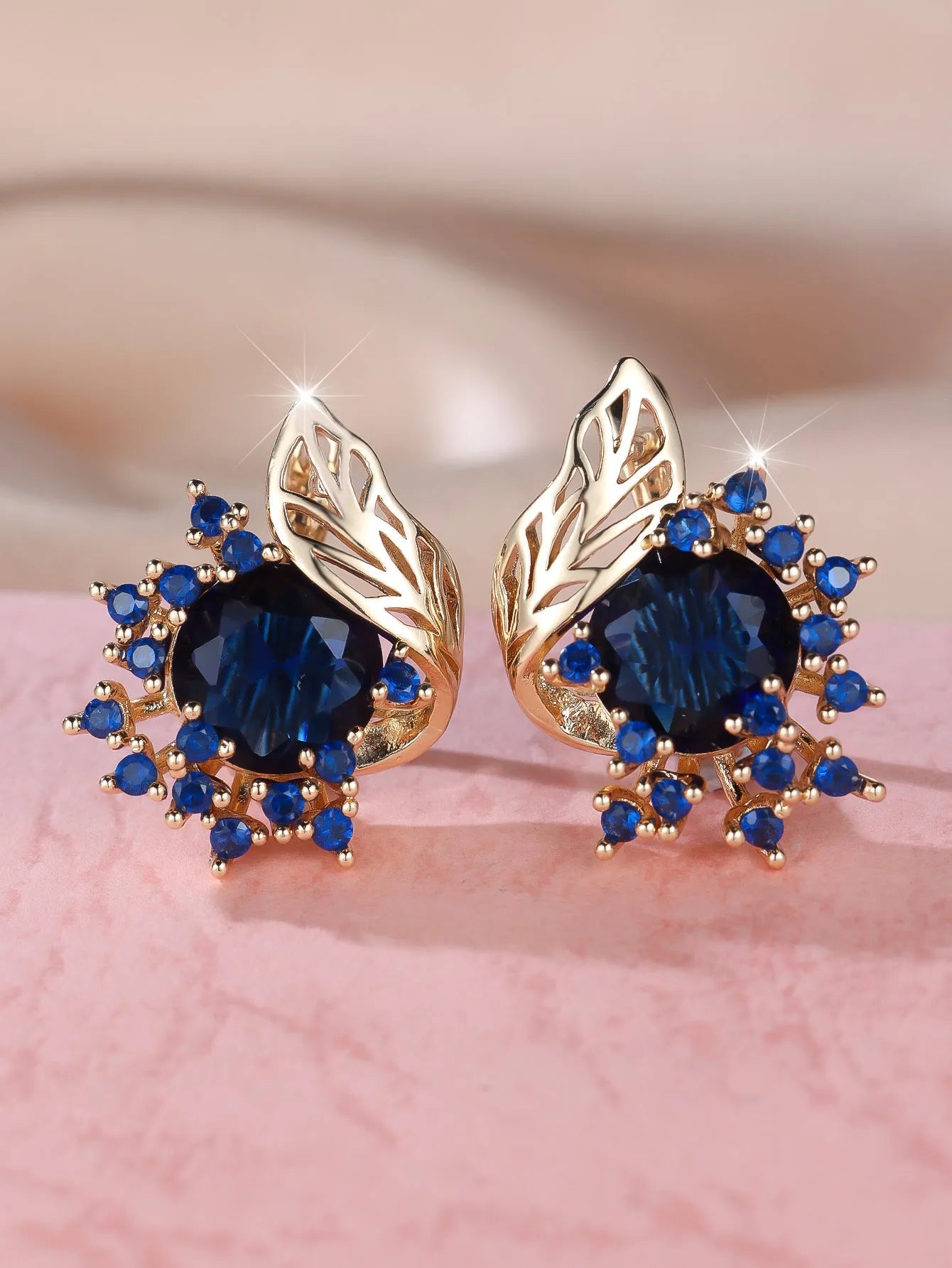Round flower feather earrings with zircon stones in champagne gold finish, six colour options