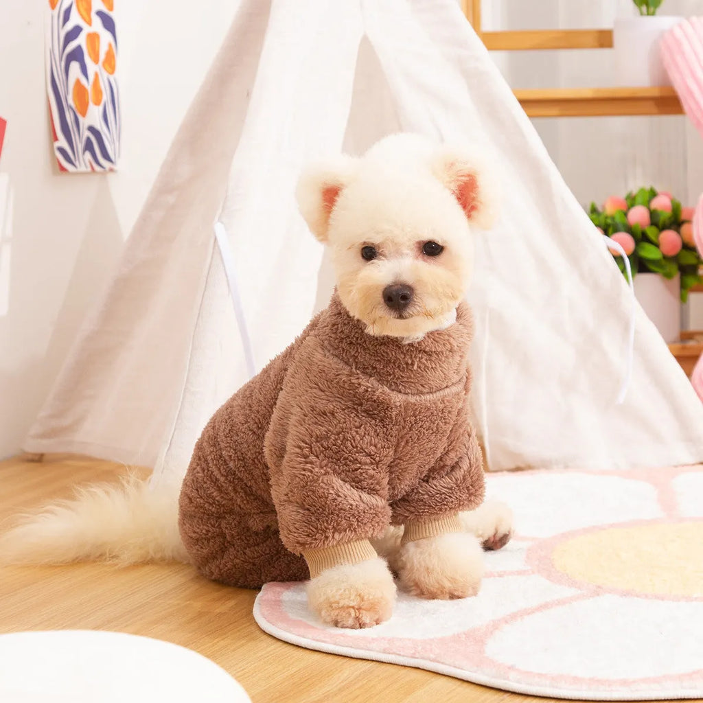 Four-legged dog clothing with double-sided plush fabric, high collar, and towing ring in khaki colour