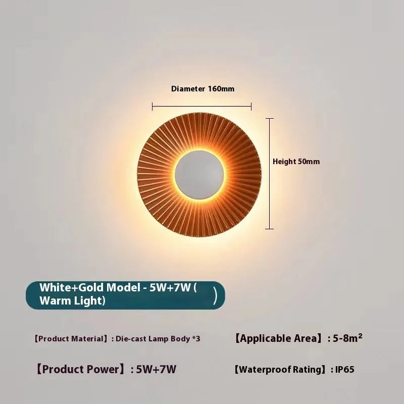 Round wall lamp with aluminium shade and LED lighting in white and gold two-tone colour option