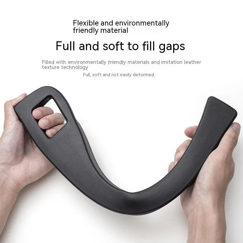 Waterproof plastic car seat gap storage box with handle between vehicle seats