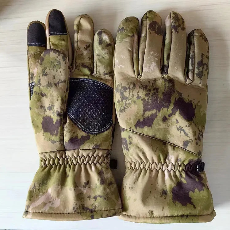 Pair of nylon tactical ski gloves in camouflage colour with anti-slip palm and touchscreen fingertips.