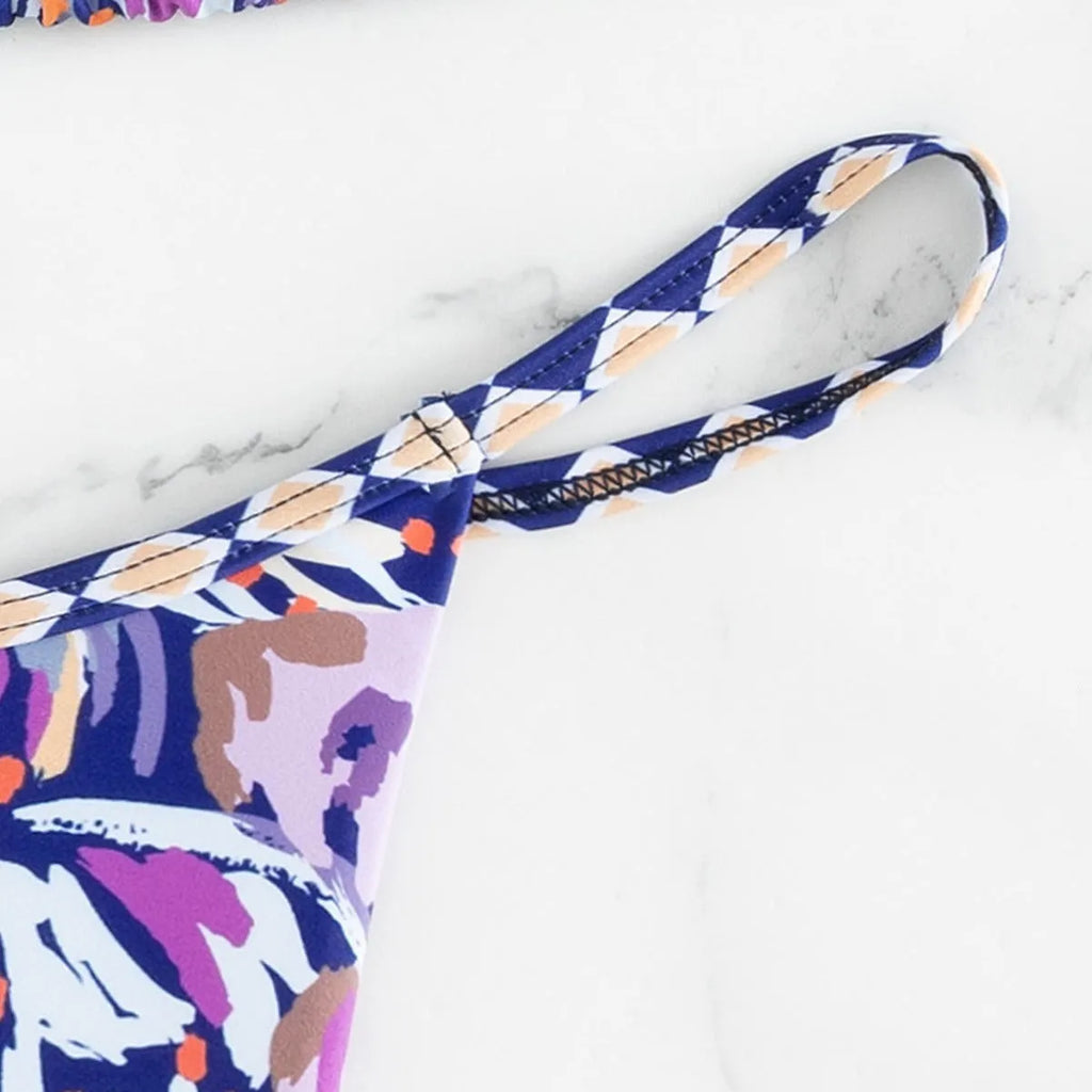 Women's floral print triangle bag swimsuit with briefs cut and polyester lining
