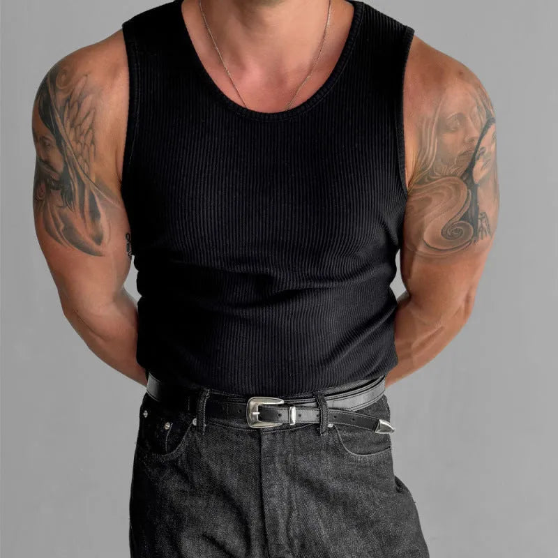 Coarse thread elastic polyester fitness vest in black, tight fit, gym training top