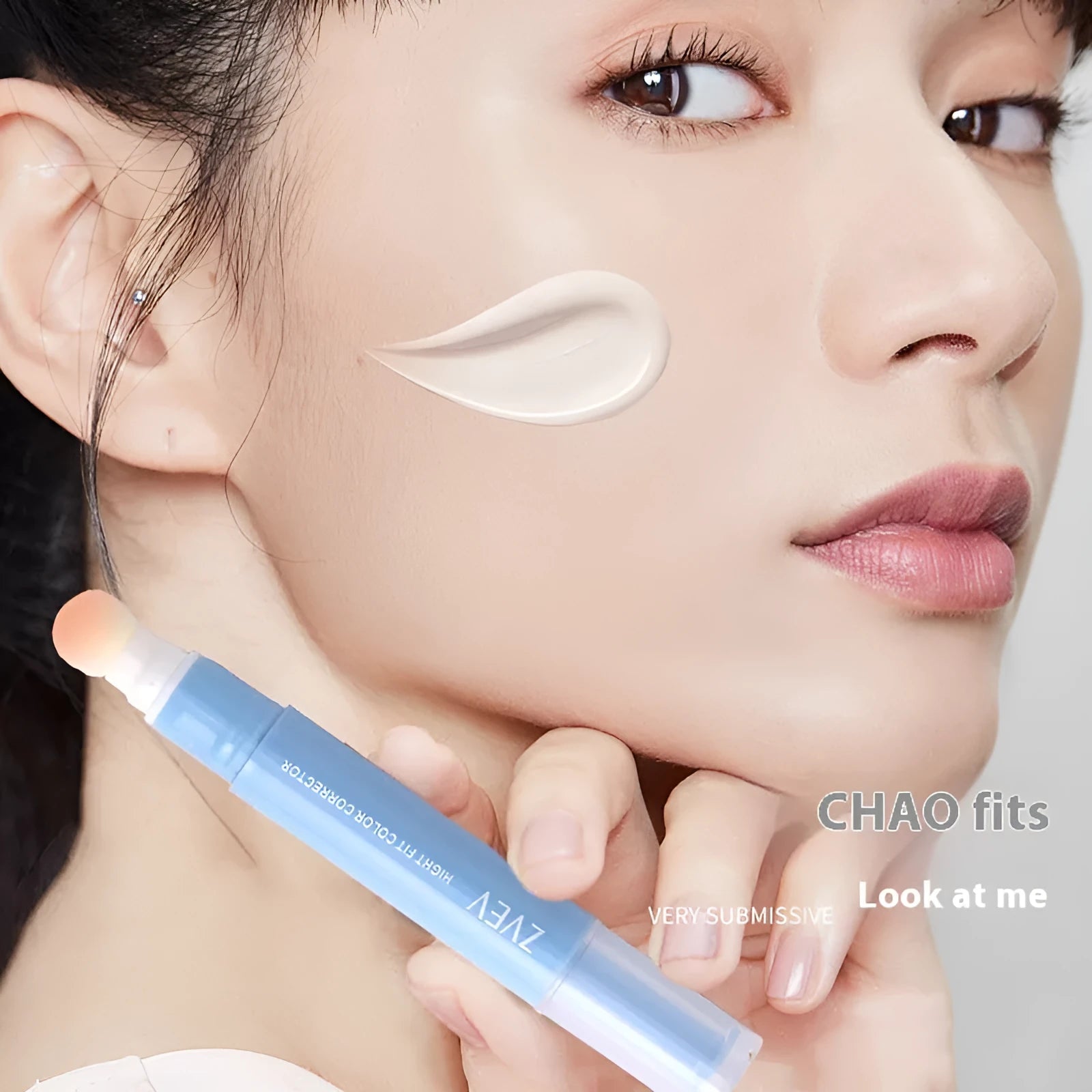 Concealer pen with sponge brush head for clothing stain correction in three colour-correcting shades