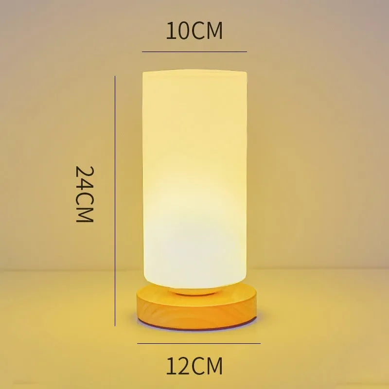 Nordic solid wood flower-shaped USB table lamp showing touch dimming and choice of cube or cylinder white light shapes.