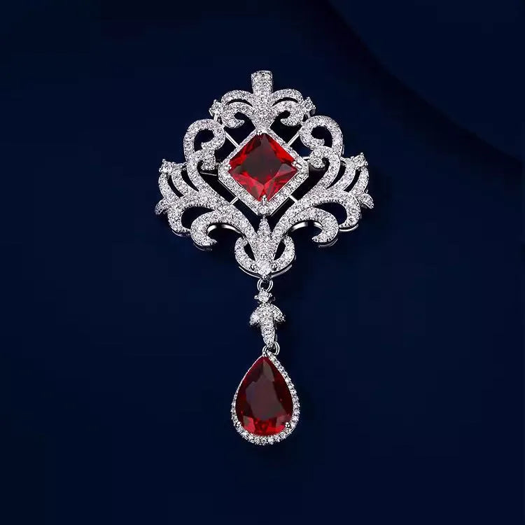 Emerald crystal hollow-out court-style brooch for women, alloy crown shape with tassel, 7x4cm, palace style green