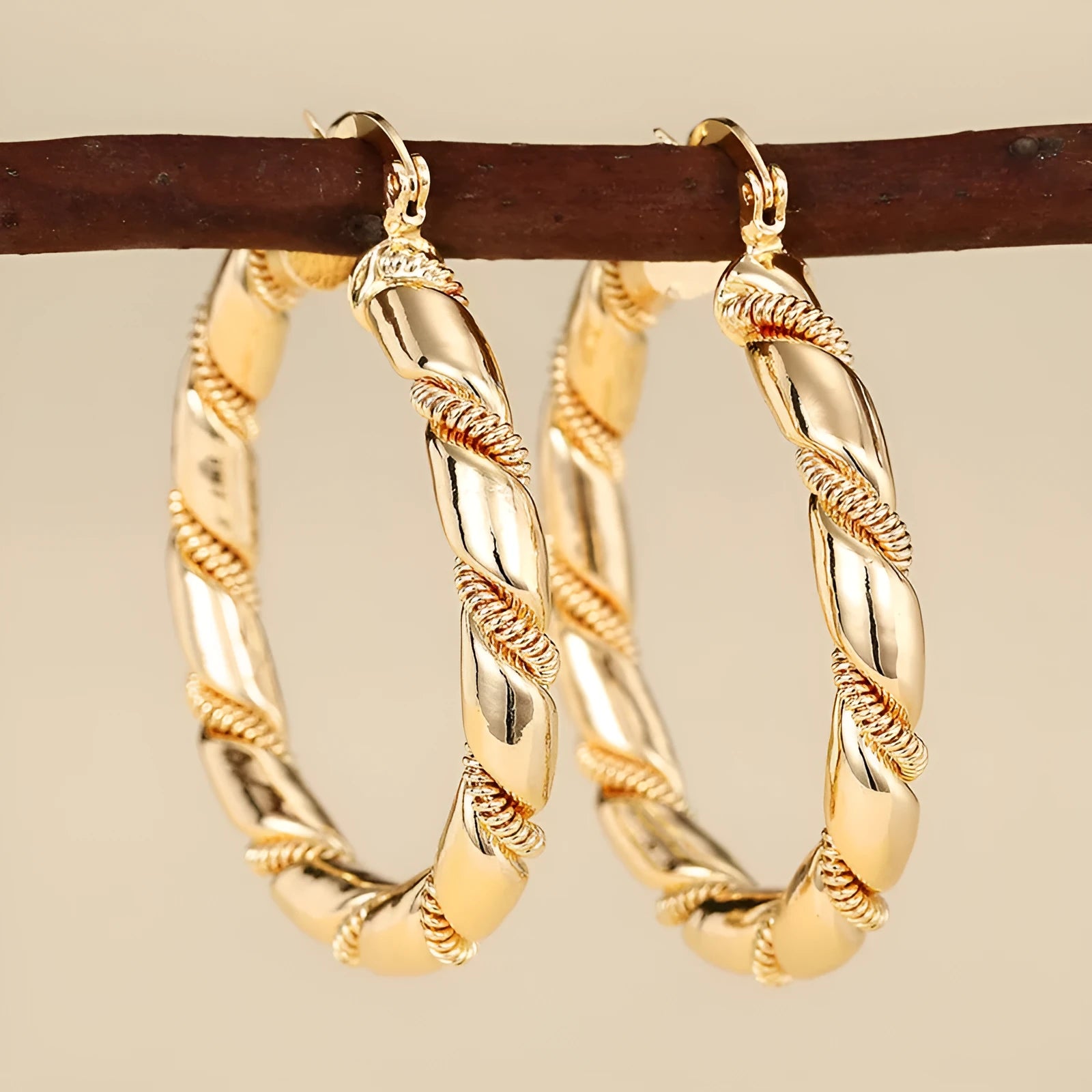 Women's geometric ring line copper earrings in golden colour variations