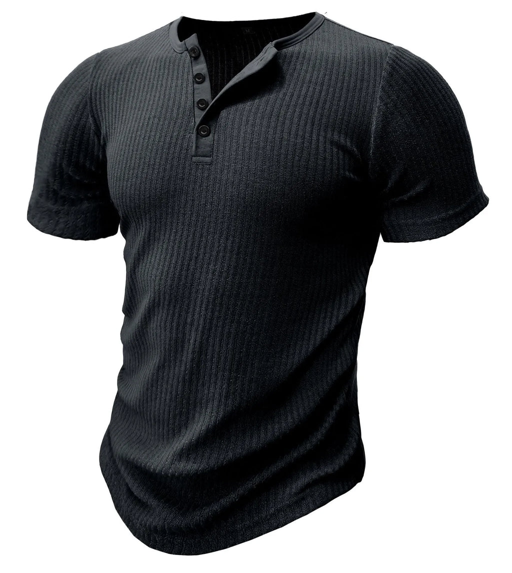 Men's slim-fitting muscle cut sports t-shirt in polyester available in five solid colours
