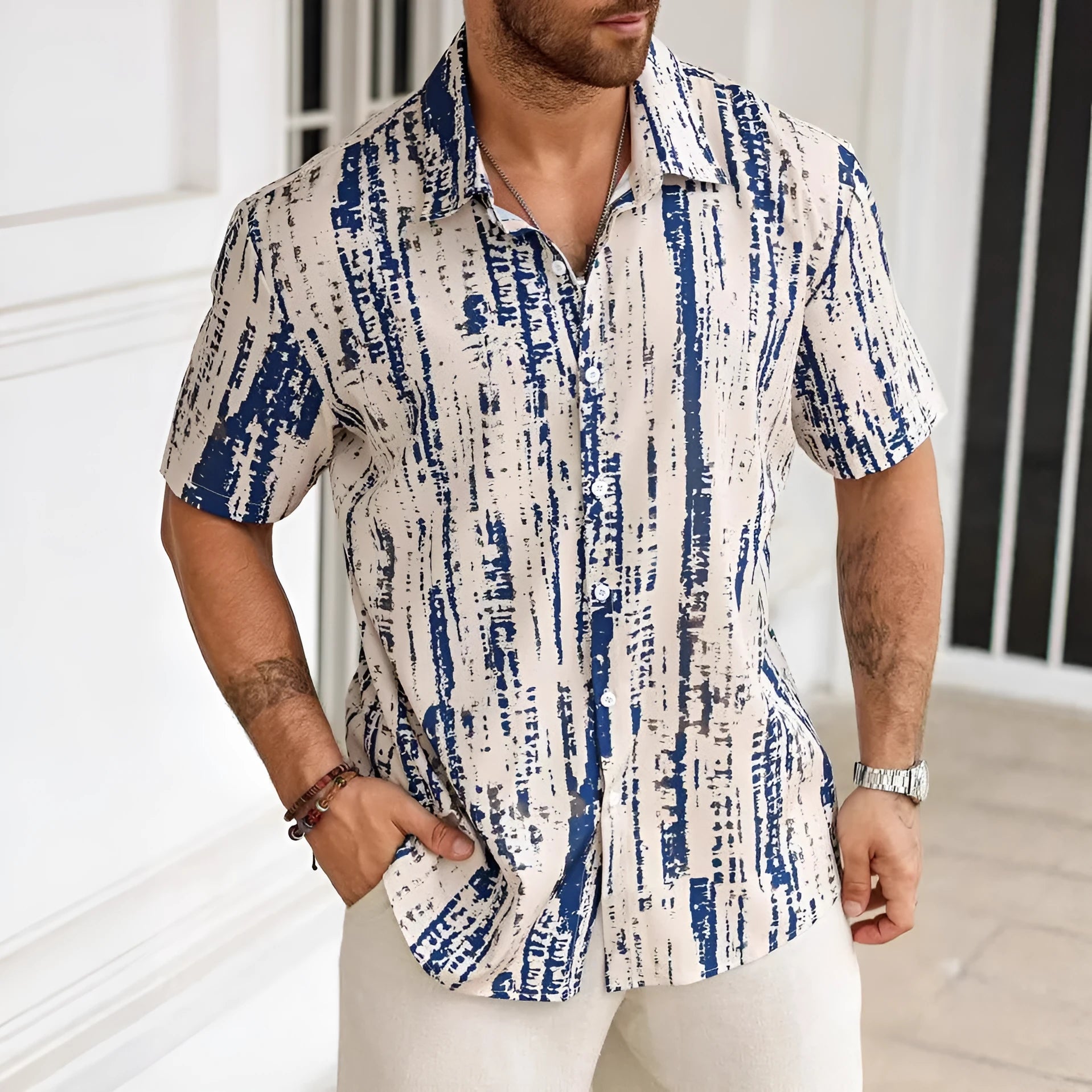 Men's short sleeve casual shirt with 3D printed stripe pattern in polyester fabric
