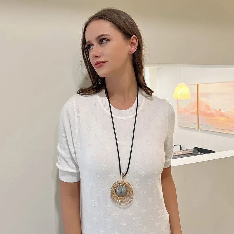 Vintage gold geometric sweater chain necklace with adjustable snakeskin chain and plaid pattern pendant