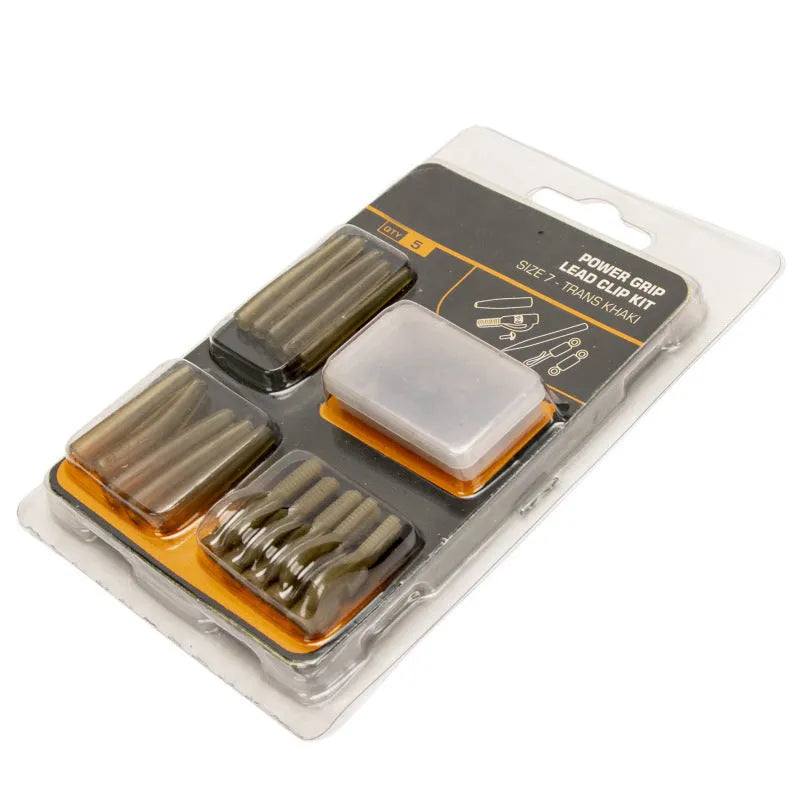 30-piece European carp fishing accessory set showing anti-winding pipes, threaded hoses, rotation pieces and screws