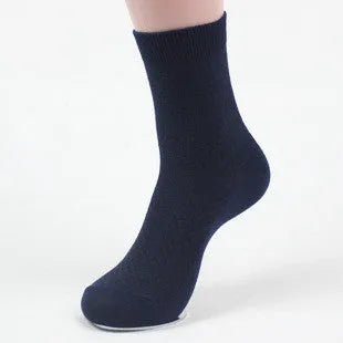 Men's bamboo fibre socks showing small square pattern in one of five available colours.