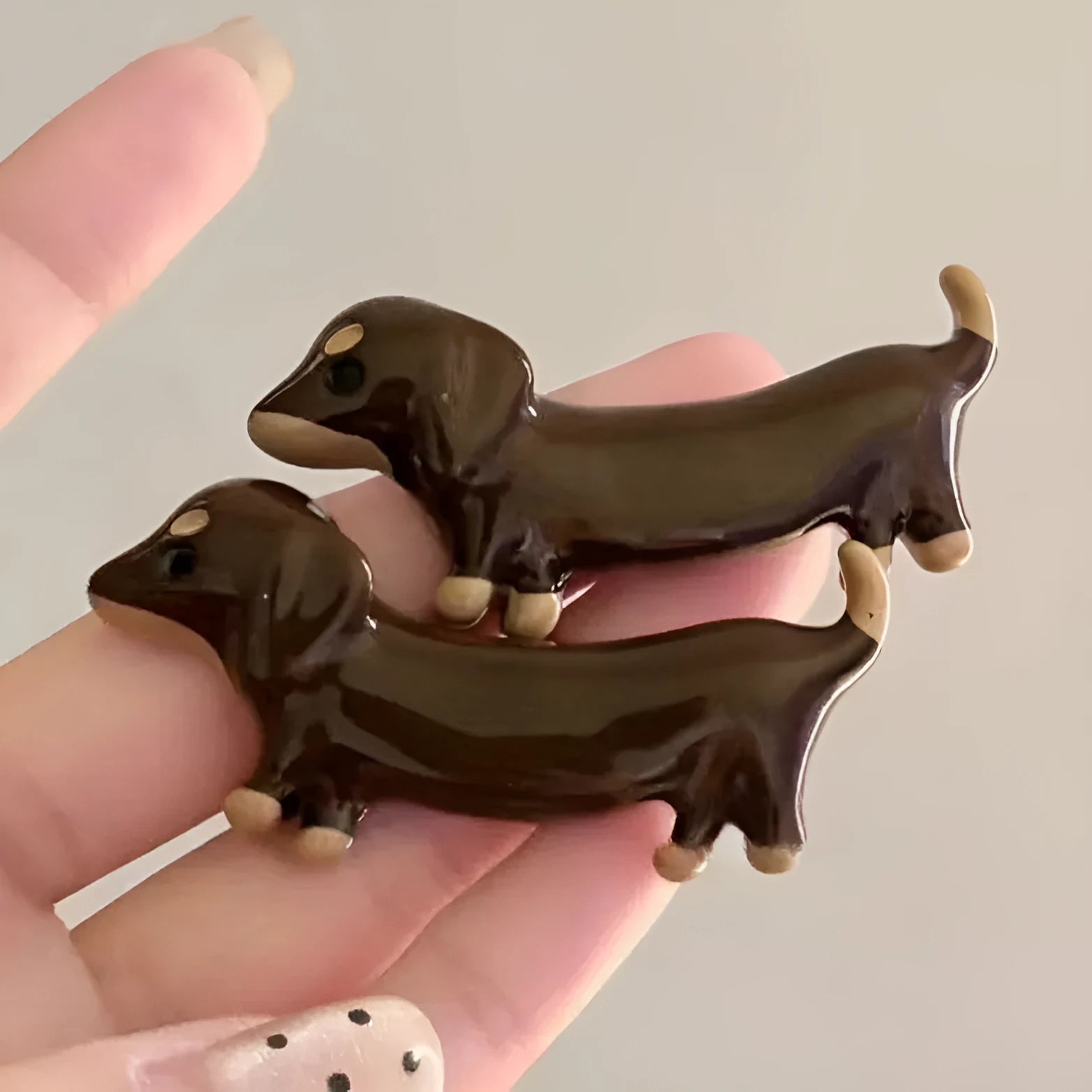 Dachshund dog design hair barrettes with electroplated finish