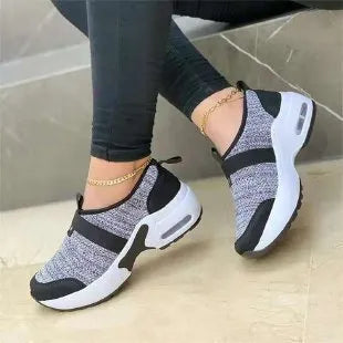 Women's mesh flat sneakers in multiple colours with non-slip rubber soles