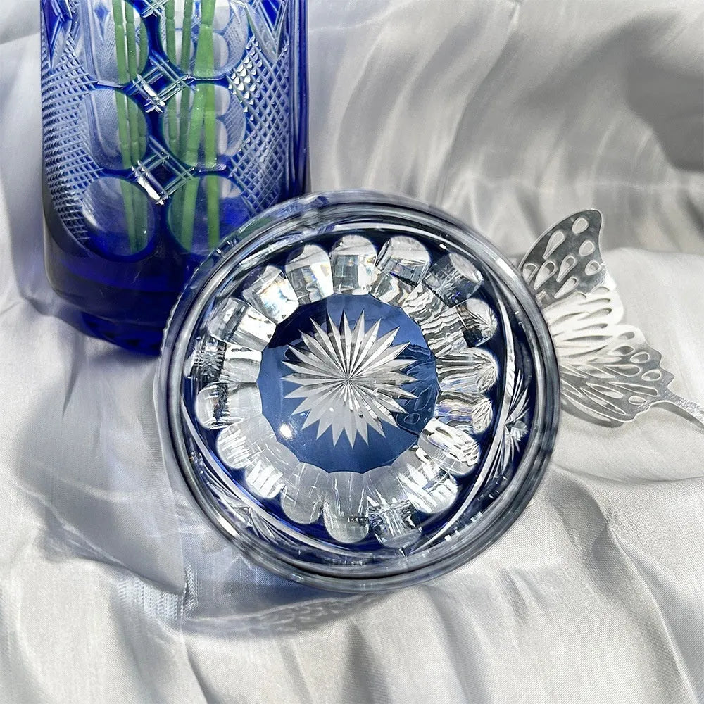 Crystal glass cup with carved pattern, cylindrical shape, 96x65mm, in red and violet colours