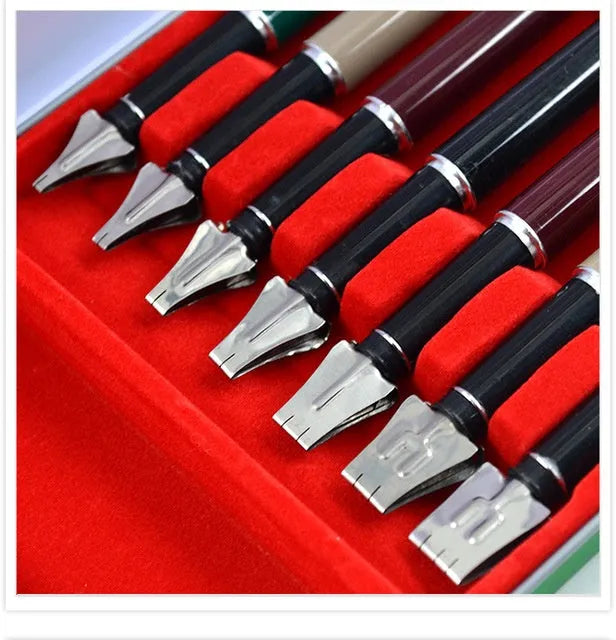 Right Point 7-piece calligraphy pen set with 2mm to 11mm stainless steel nibs in plastic metal holders