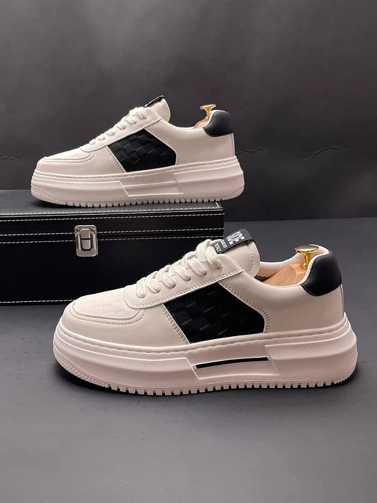 White sports casual shoes with cloth upper and rubber foam sole, available with green or black accents