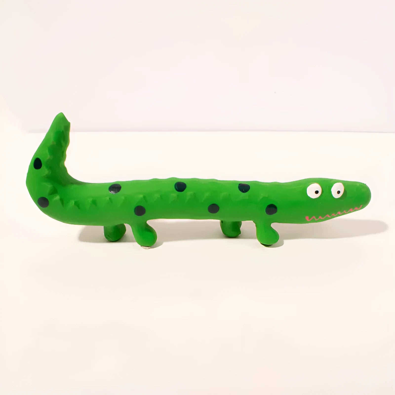 Green lizard-shaped latex dog chew toy with squeaker for aggressive chewing dogs