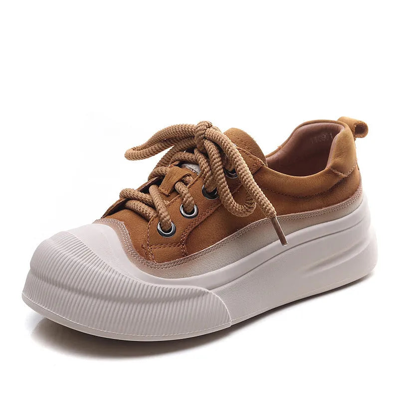 Women's casual lace-up shoes in full grain cow leather with round toe and rubber sole