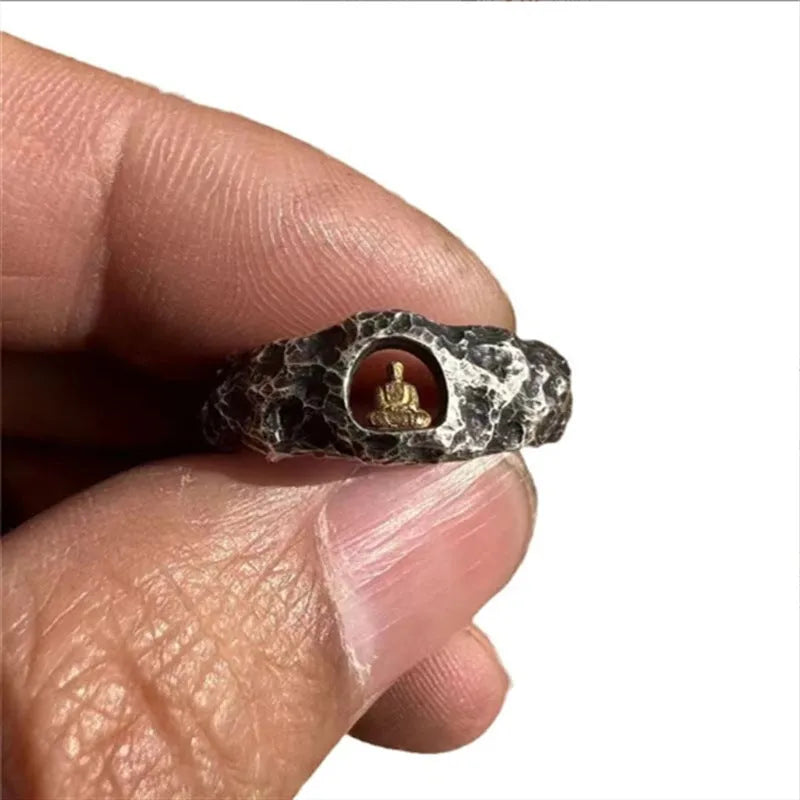 Hand-forged copper Grotto Buddha ring with rock texture finish, size UK 8.