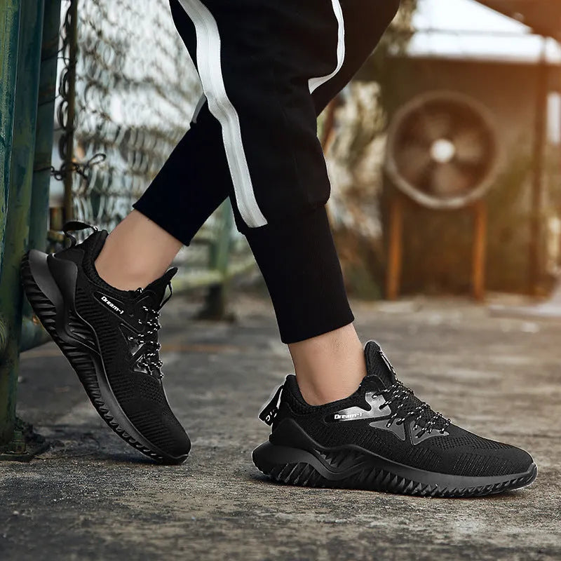 Breathable running shoes with mesh upper and front strap in multiple colours on MD sole