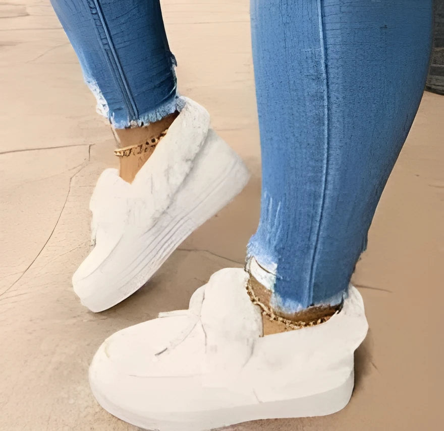 Women's warm cotton casual shoes with velvet lining and rubber non-slip sole