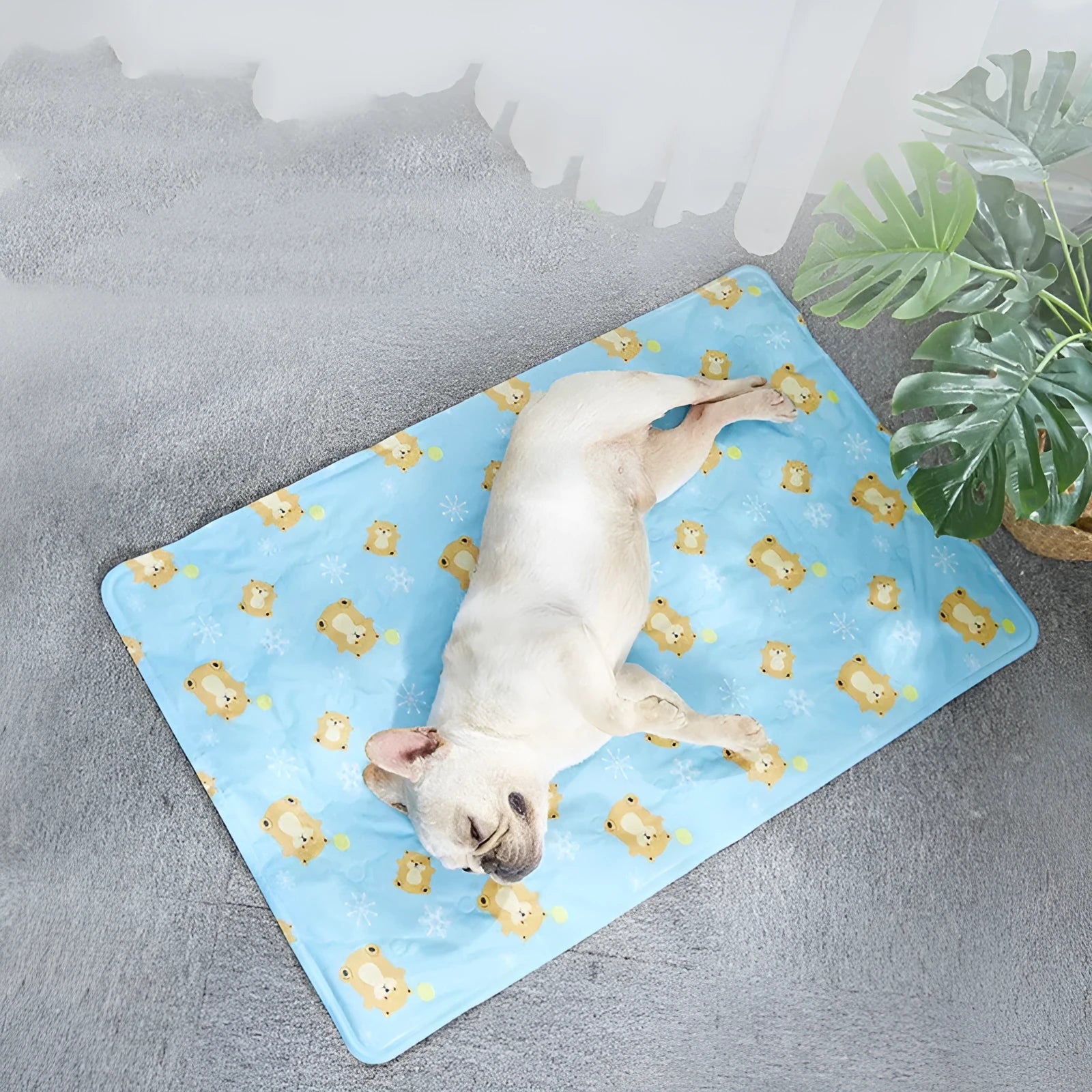 Pet cooling mat in grey, 40x30cm, PVC polyester cloth with ice gel filling for small kittens and puppies