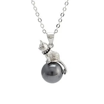 925 sterling silver cat pendant necklace with electroplated finish on clavicle-length chain