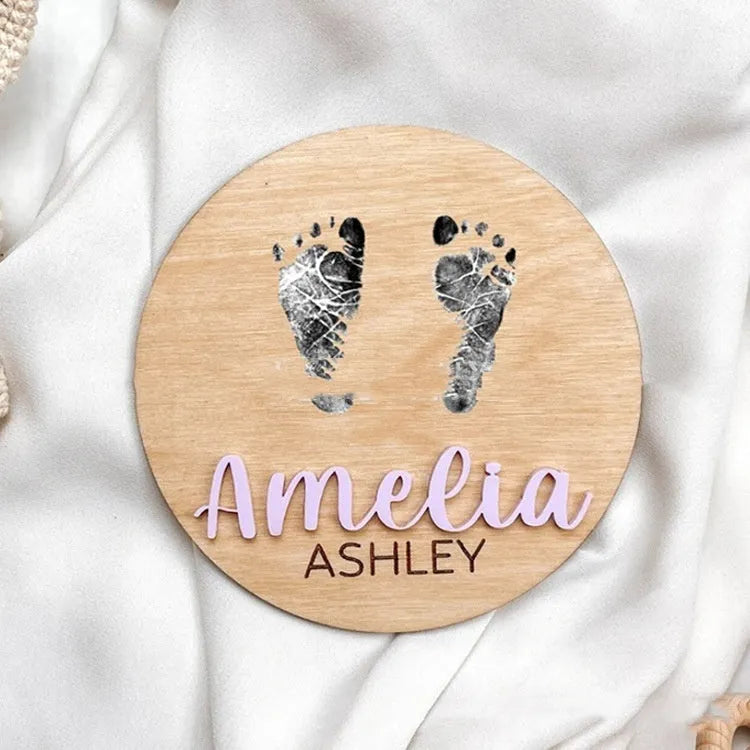 Brown limewood baby birth bulletin board with modern art style in 152mm size