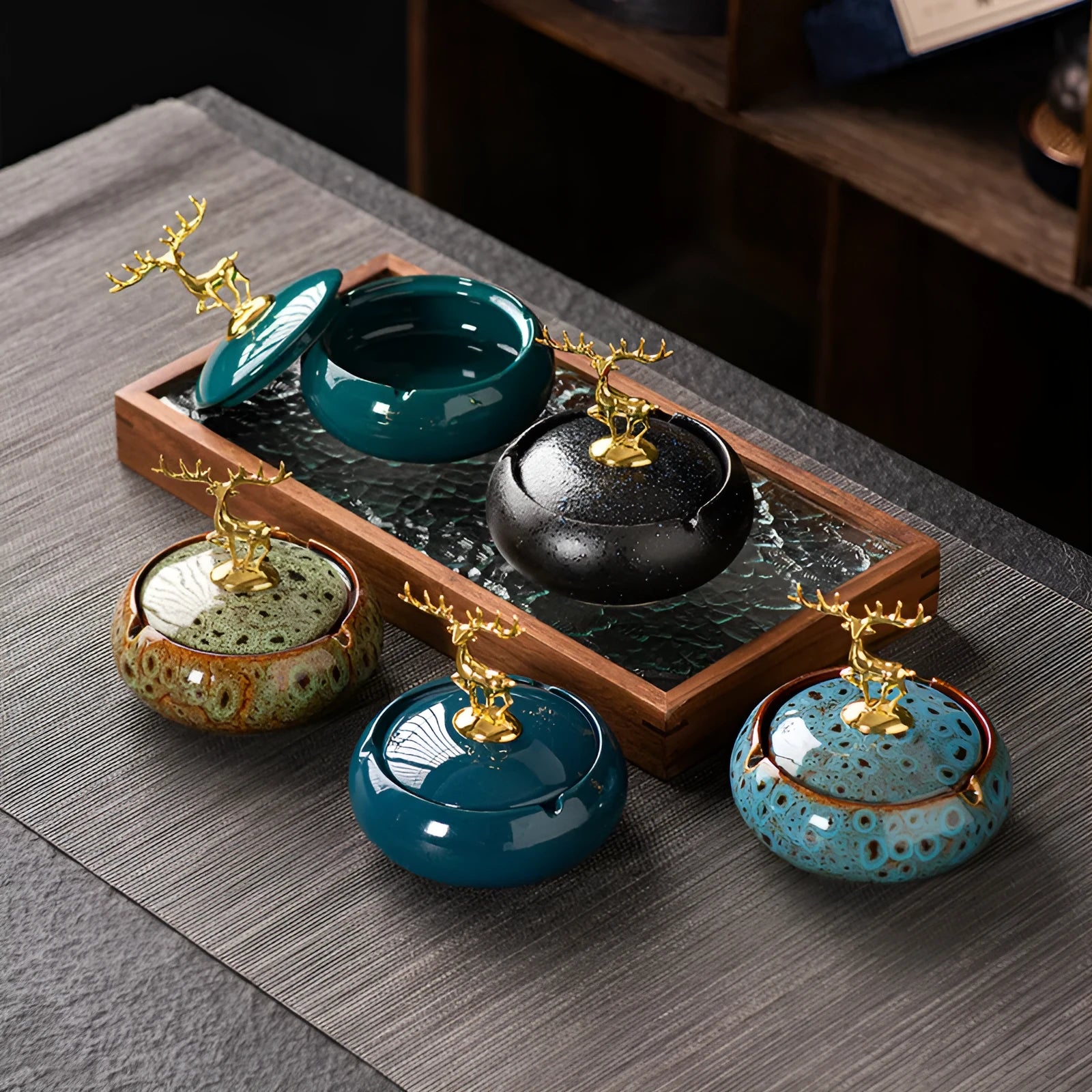 Ceramic ashtray with lid, kiln baked blue finish, simple home smoking accessory