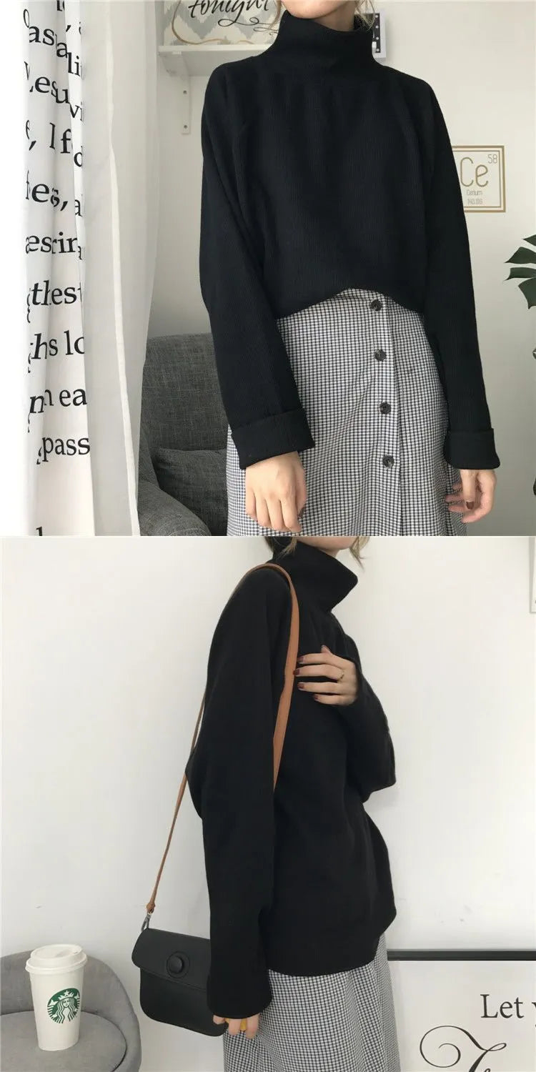 Women's loose-fit long-sleeve top with half-high collar in solid colour options