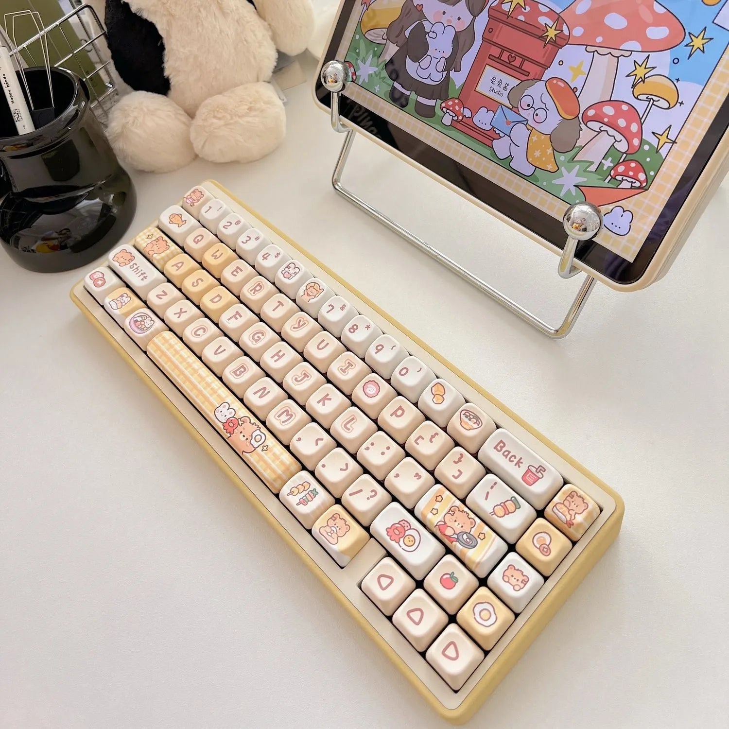 Rabbit Bear Restaurant themed PBT plastic keycap set with 140 pieces in EOA height profile for mechanical keyboards.