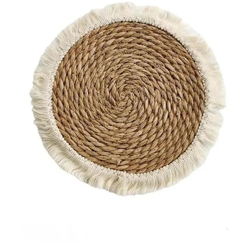 Round Japanese straw placemat with decorative tassels in natural papyrus material