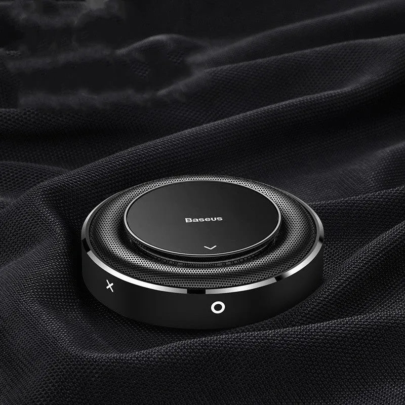 Aluminium alloy car fragrance diffuser with round perfume seat in black red or silver colour